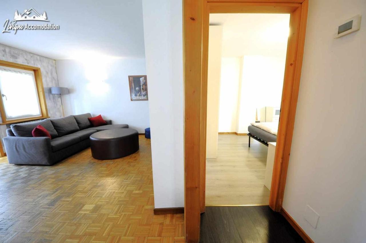 Chalet Rododendro Forest By Livigno Accomodation ภายนอก รูปภาพ